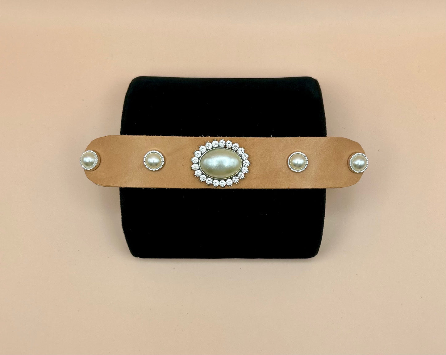 #49 Light Tan Leather Bracelet with Large Pearl surrounded by Crystals Button 7in